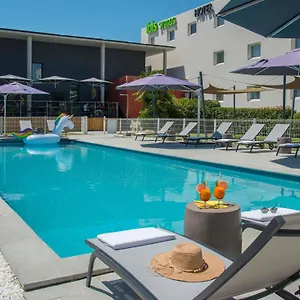 Hotel Ibis Styles Portes Du Luberon, Pertuis